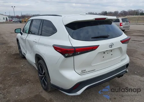 2021 Toyota Highlander Xse z USA, uszkodzony, nr VIN 5TDJZRBH2MS058826